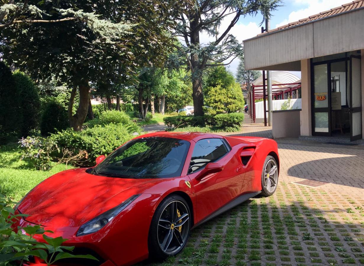 Airport Hotel Malpensa Lonate Pozzolo Exterior foto